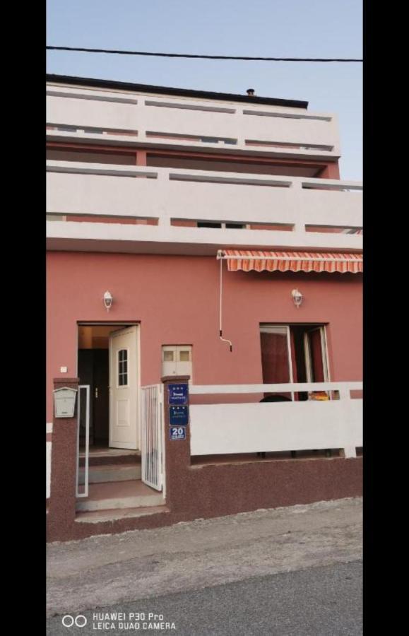 Apartment Zoki 2 Сень Екстер'єр фото