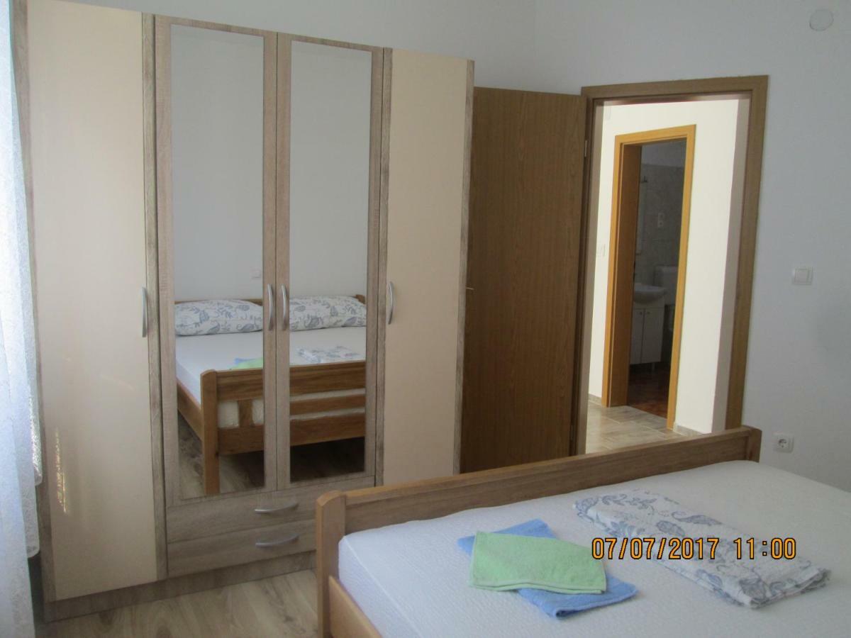 Apartment Zoki 2 Сень Екстер'єр фото